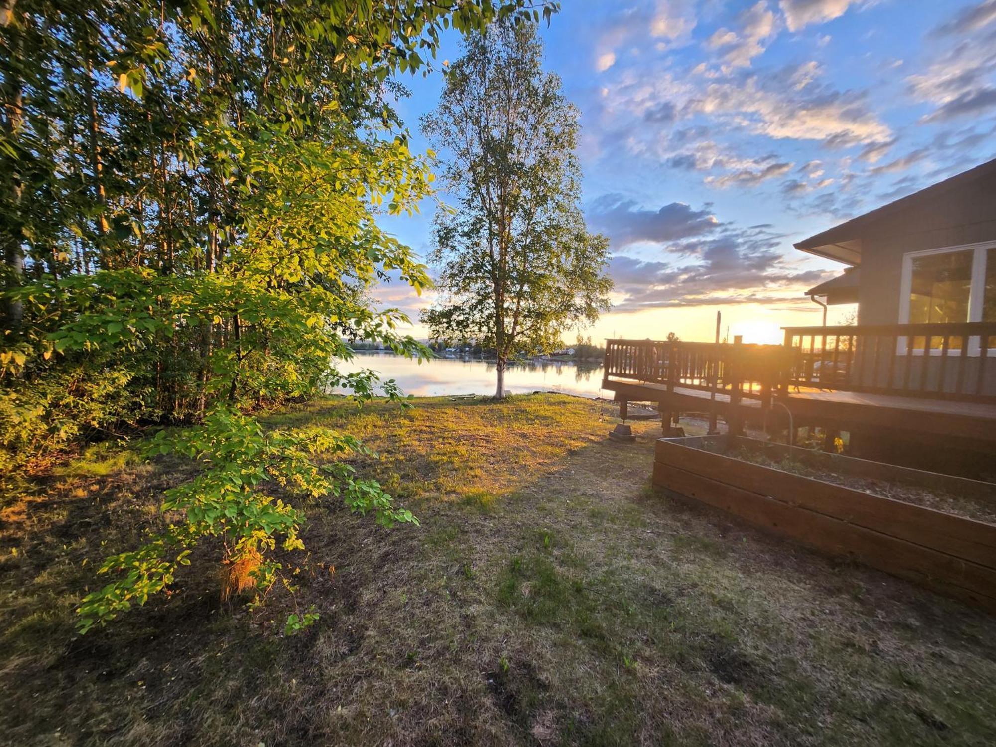 Hidden Lakefront Villa Fairbanks Eksteriør billede